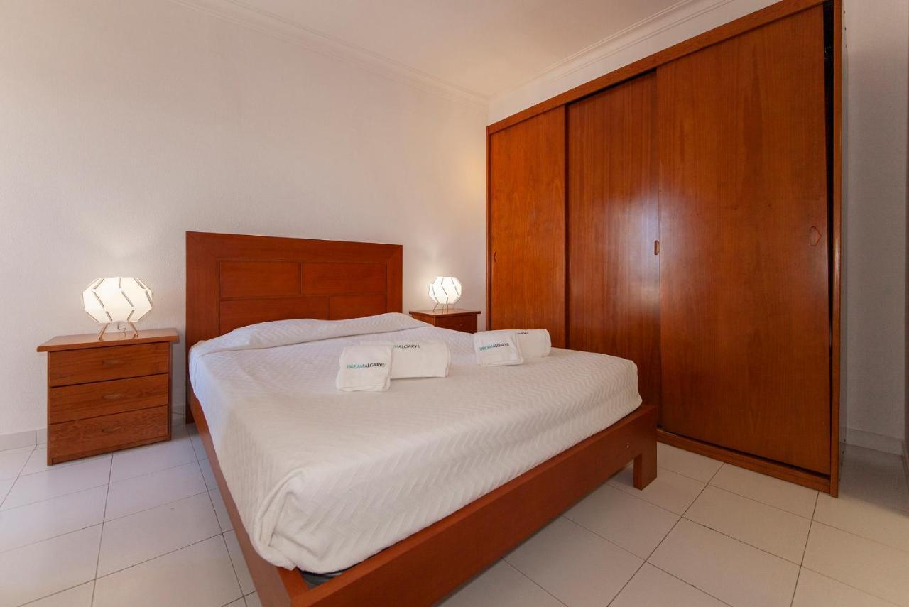 B25 - Candimar Beach Apartment Portimão Exteriör bild