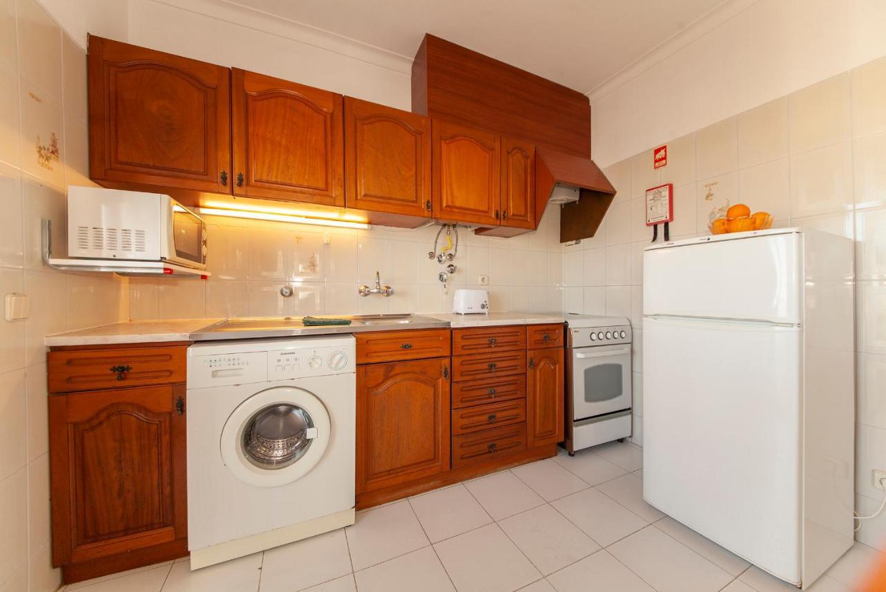 B25 - Candimar Beach Apartment Portimão Exteriör bild